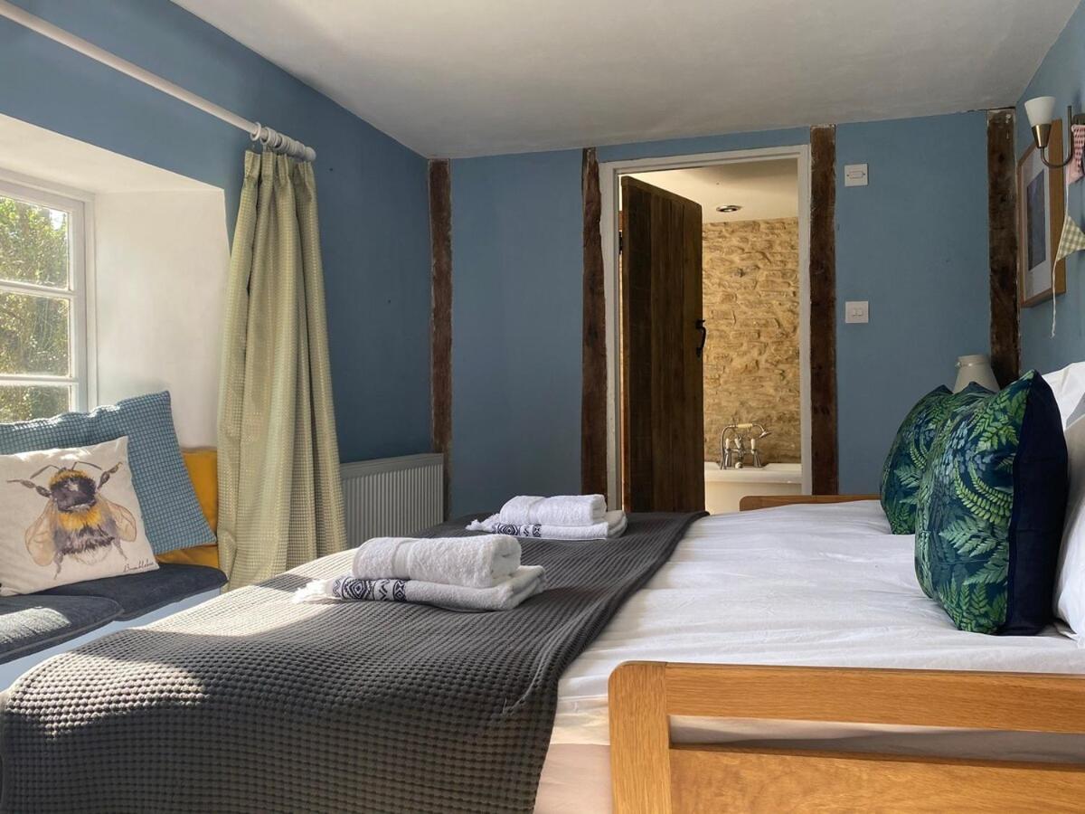 The Explorers Rest - Cottage - Frome Buckland Dinham Dış mekan fotoğraf